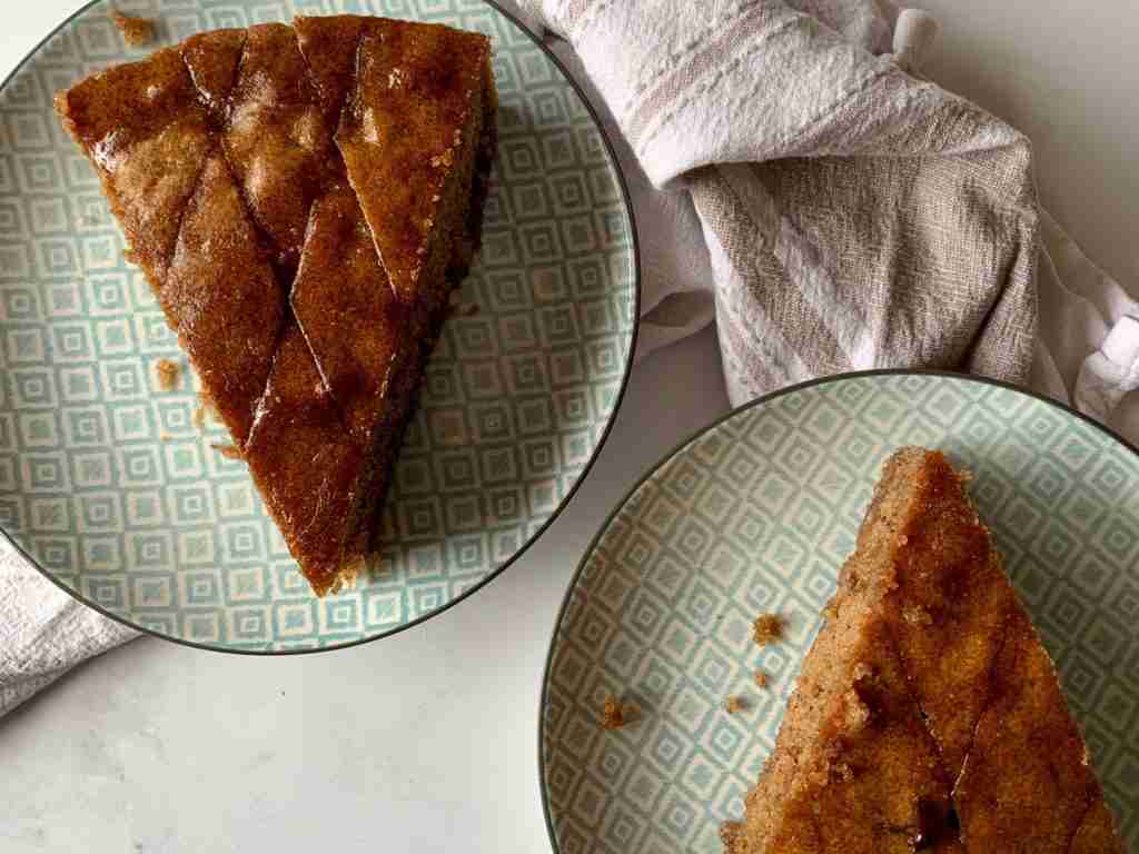 Greek walnut cake